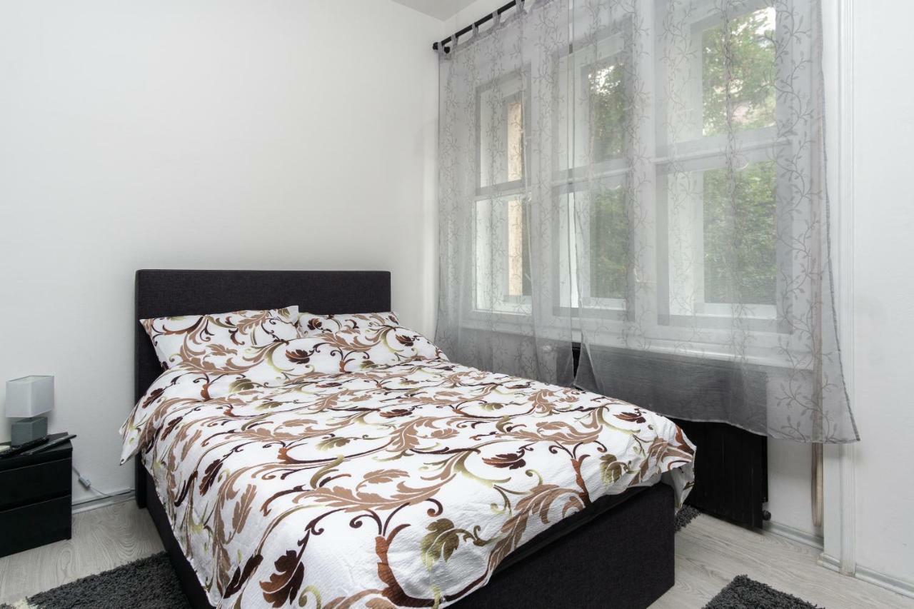 Apartman Ambasador Zagreb Exteriör bild